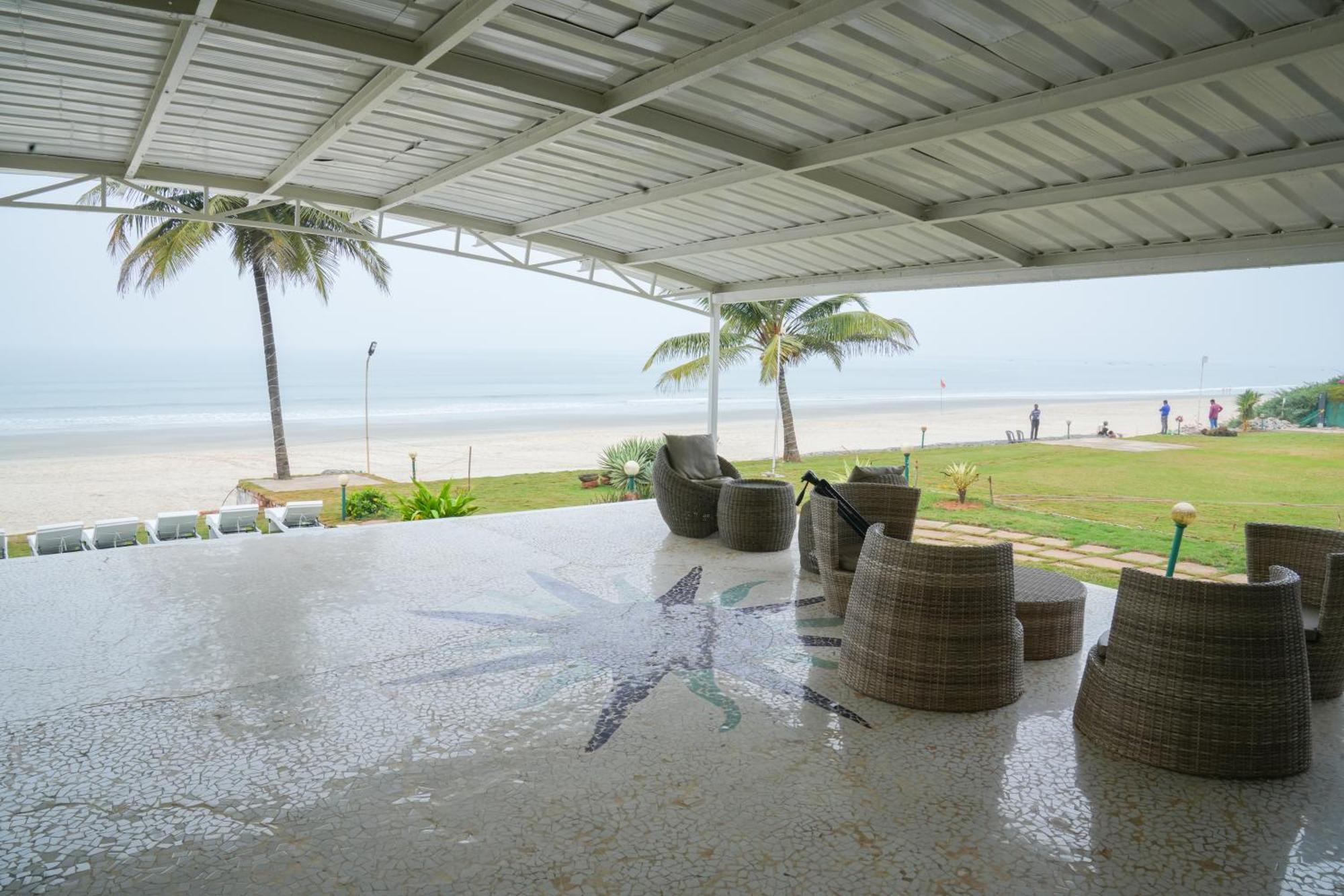Regenta Beach House Resort, Goa Benaulim Exteriör bild